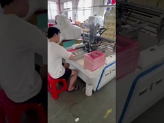 Fita adesiva que cola a máquina